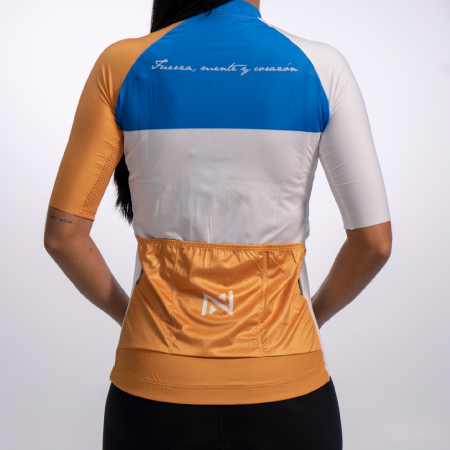 Jersey Mujer Manga Corta Gregario Blanco Dorado