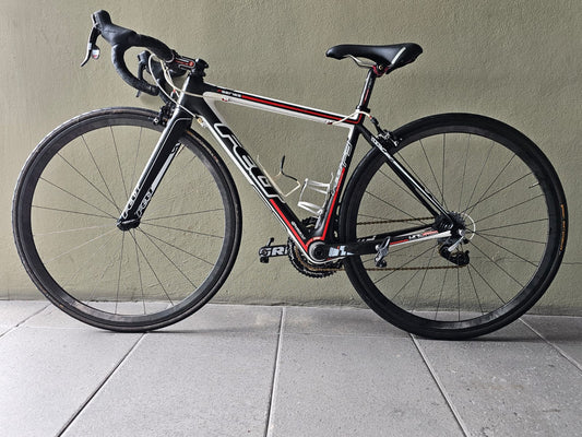 BICICLETA FELT